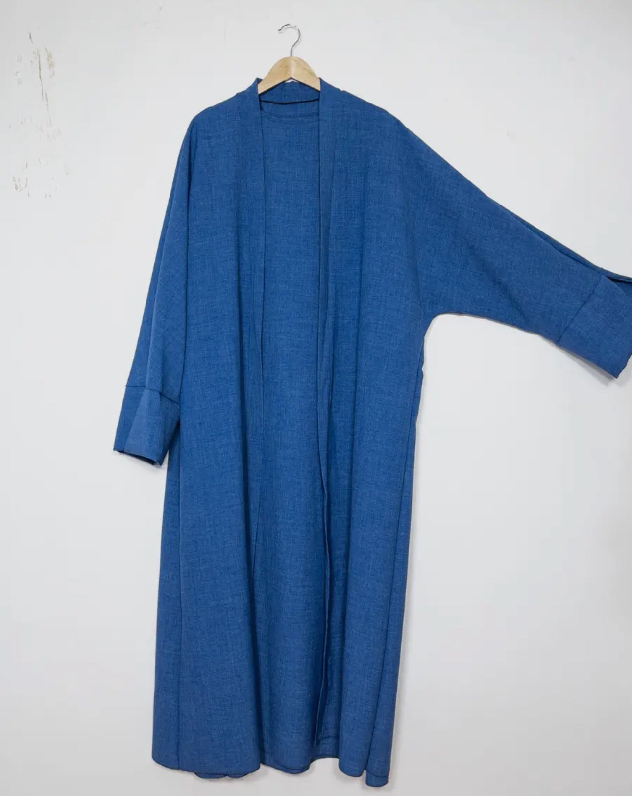 Abaya Amina